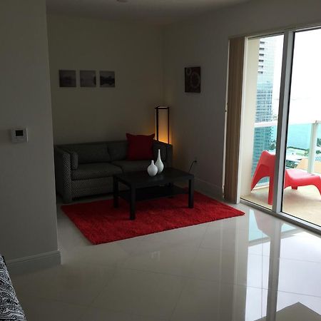 Lyx Suites At One Broadway In Brickell Miami Exterior foto