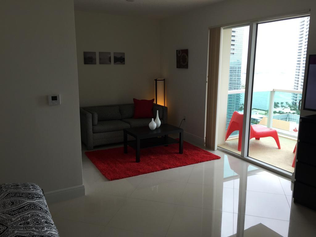 Lyx Suites At One Broadway In Brickell Miami Exterior foto